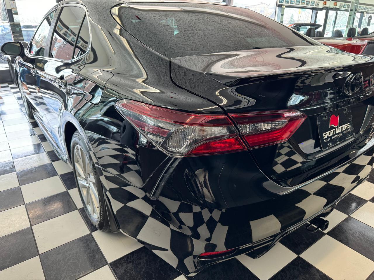 2021 Toyota Camry SE+LEATHER+APPLEPLAY+ADAPTIVE CRUISE+CLEAN CARFAX - Photo #38