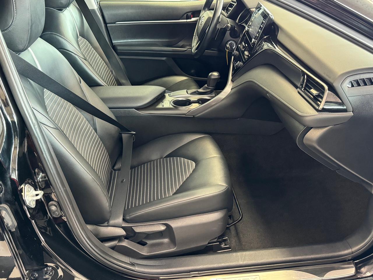 2021 Toyota Camry SE+LEATHER+APPLEPLAY+ADAPTIVE CRUISE+CLEAN CARFAX - Photo #18