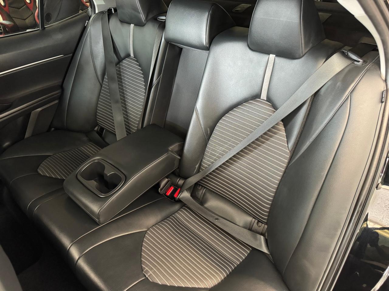 2021 Toyota Camry SE+LEATHER+APPLEPLAY+ADAPTIVE CRUISE+CLEAN CARFAX - Photo #21