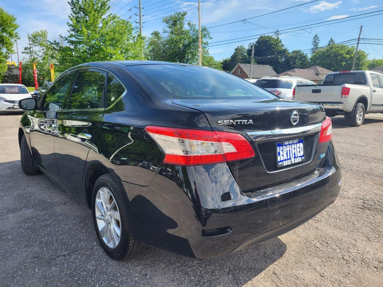 2015 Nissan Sentra S Photo2