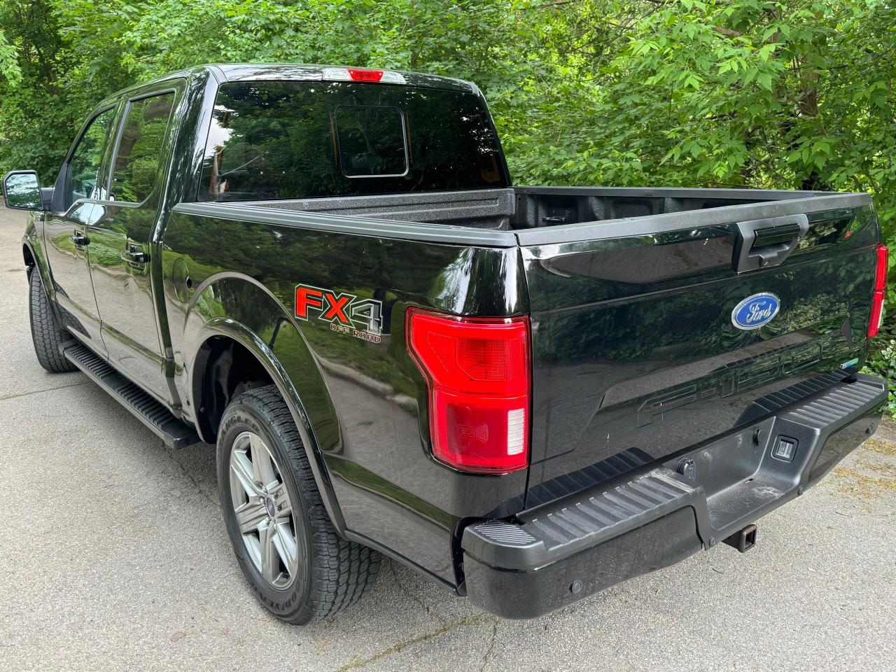 2018 Ford F-150 XLT Photo2