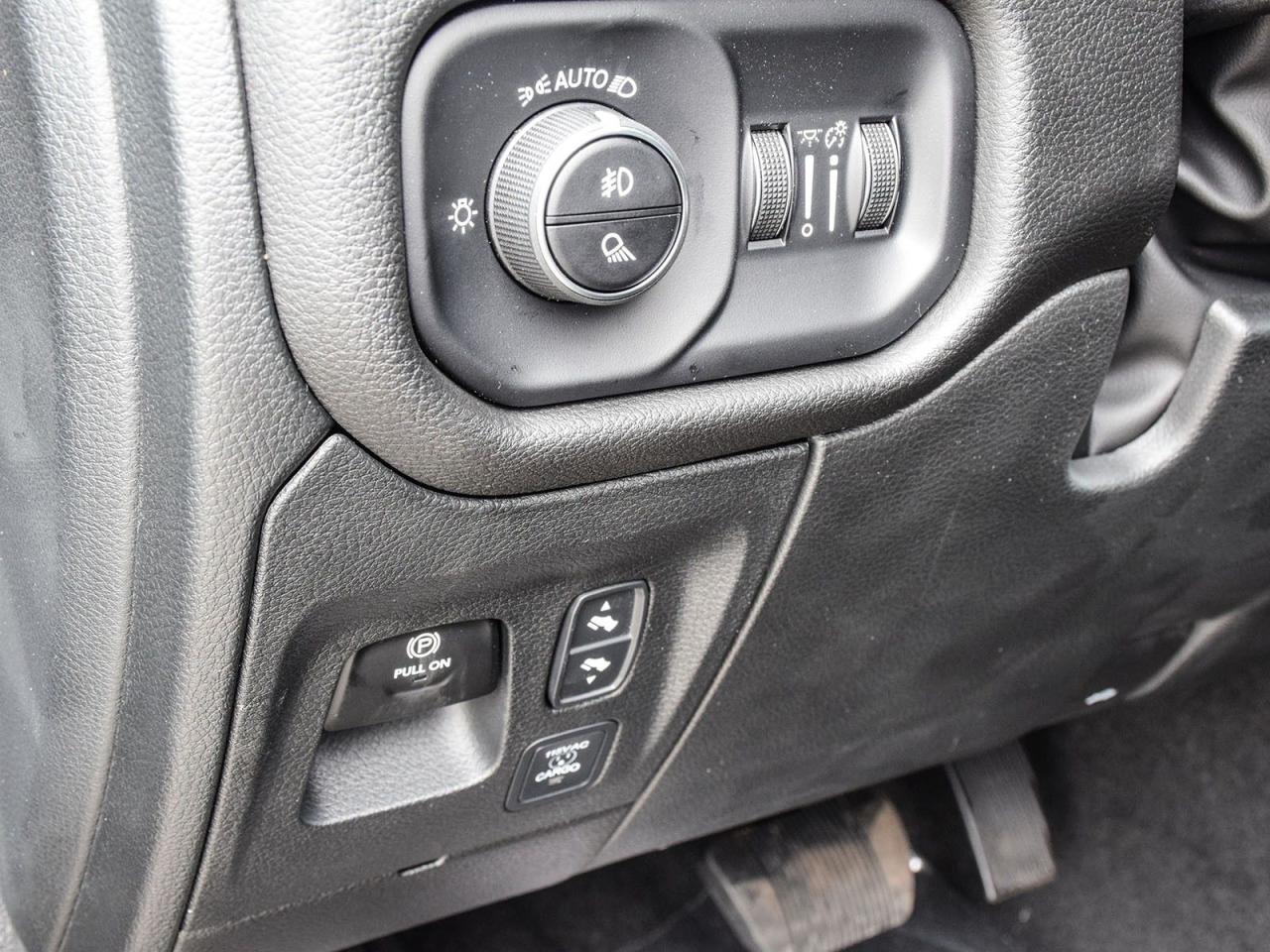 2025 RAM 1500 Big Horn Photo