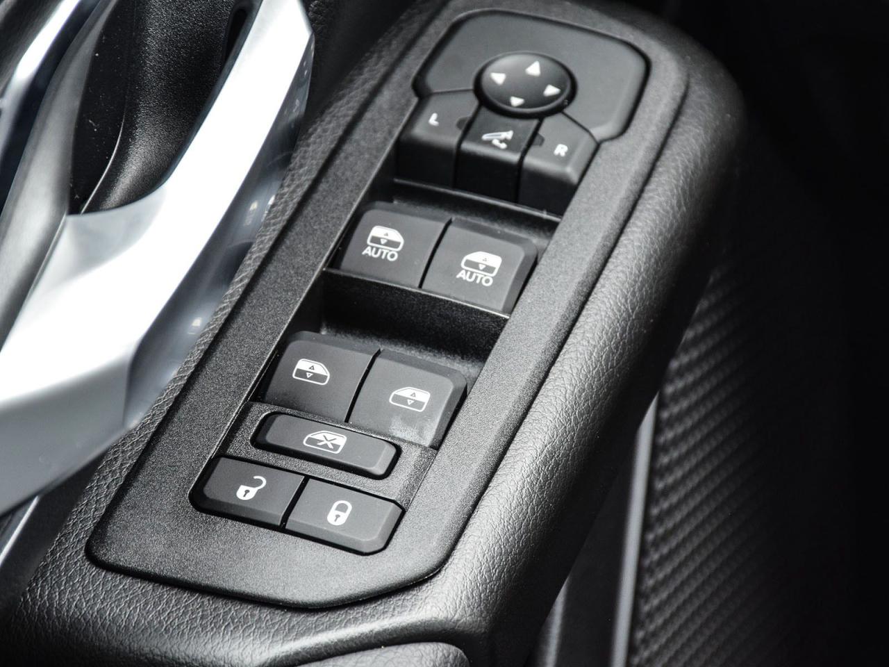 2025 RAM 1500 Big Horn Photo