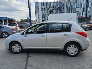 Used 2010 Nissan Versa 5dr HB I4 Auto 1.8 S for sale in Oshawa, ON