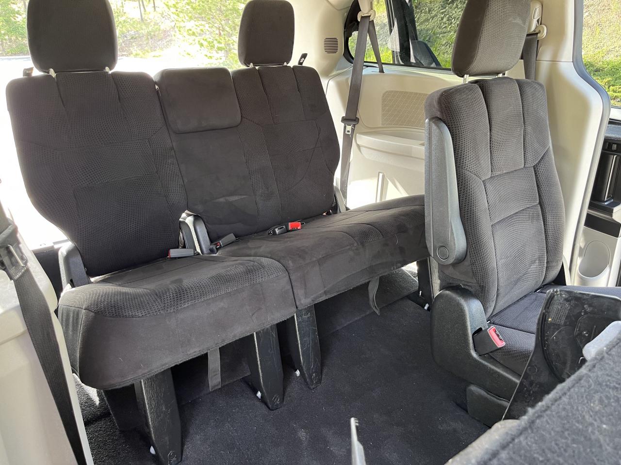 2014 Dodge Grand Caravan SE - Photo #15