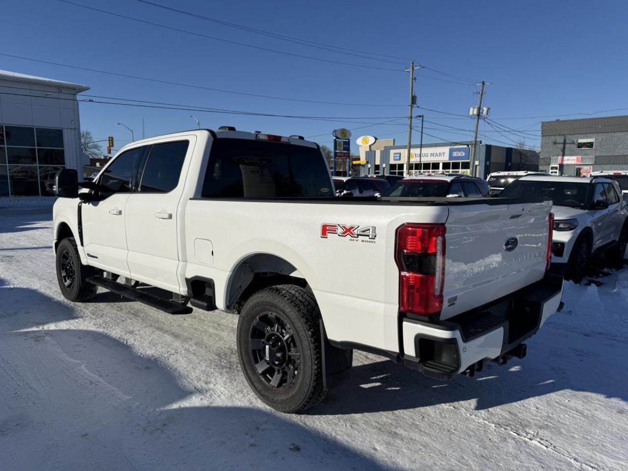 2024 Ford F-250 Super Duty SRW LARIAT 4WD CREW CAB 6.75' BOX Photo