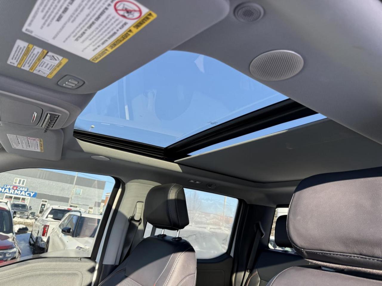 2024 Ford F-250 Super Duty SRW LARIAT 4WD CREW CAB 6.75' BOX Photo