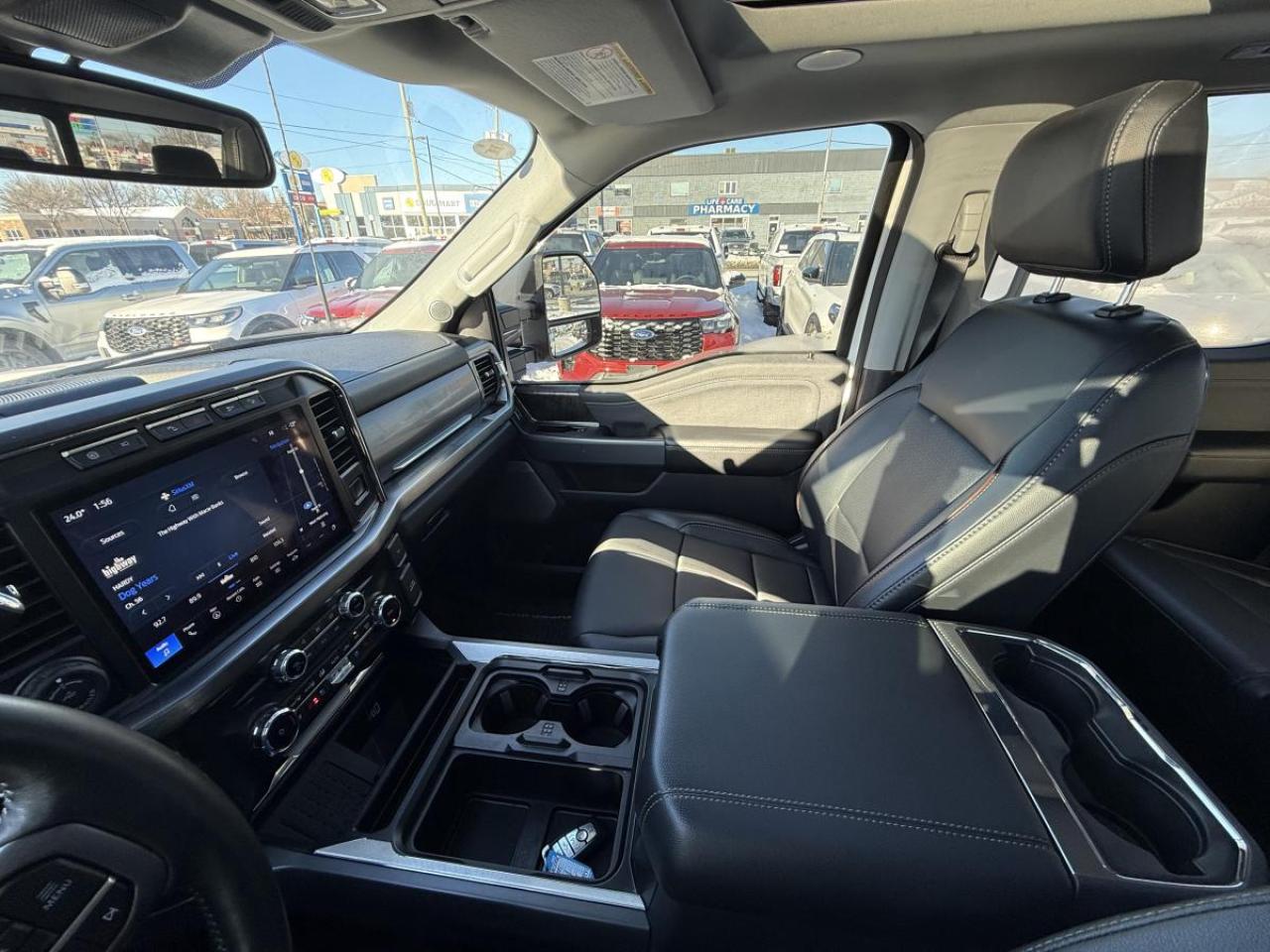 2024 Ford F-250 Super Duty SRW LARIAT 4WD CREW CAB 6.75' BOX Photo
