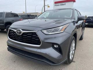 Used 2022 Toyota Highlander LIMITED for sale in Prince Albert, SK