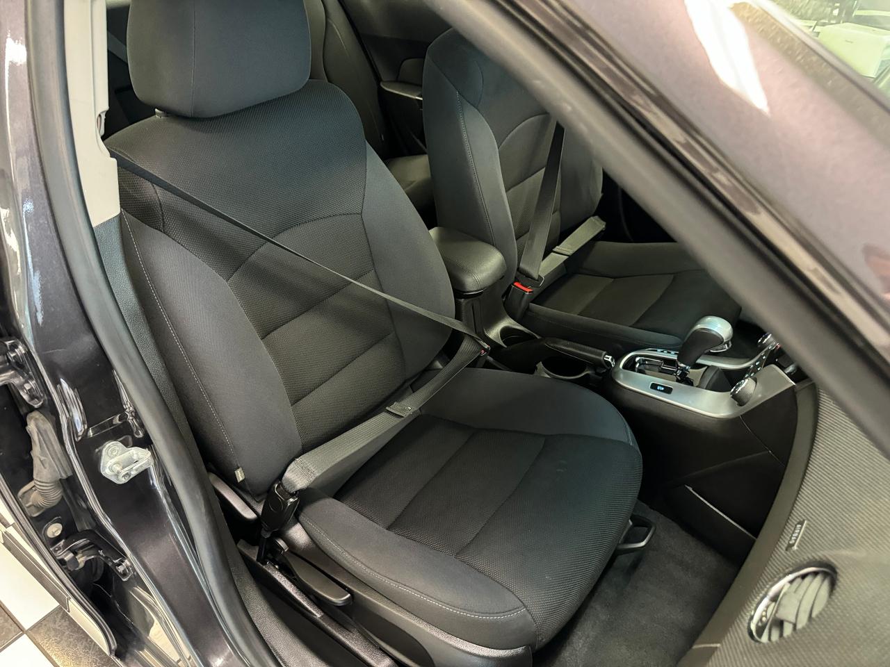 2016 Chevrolet Cruze LT+New Tires+Camera+Remote Start+A/C Photo81
