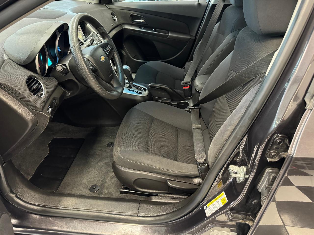 2016 Chevrolet Cruze LT+New Tires+Camera+Remote Start+A/C Photo77
