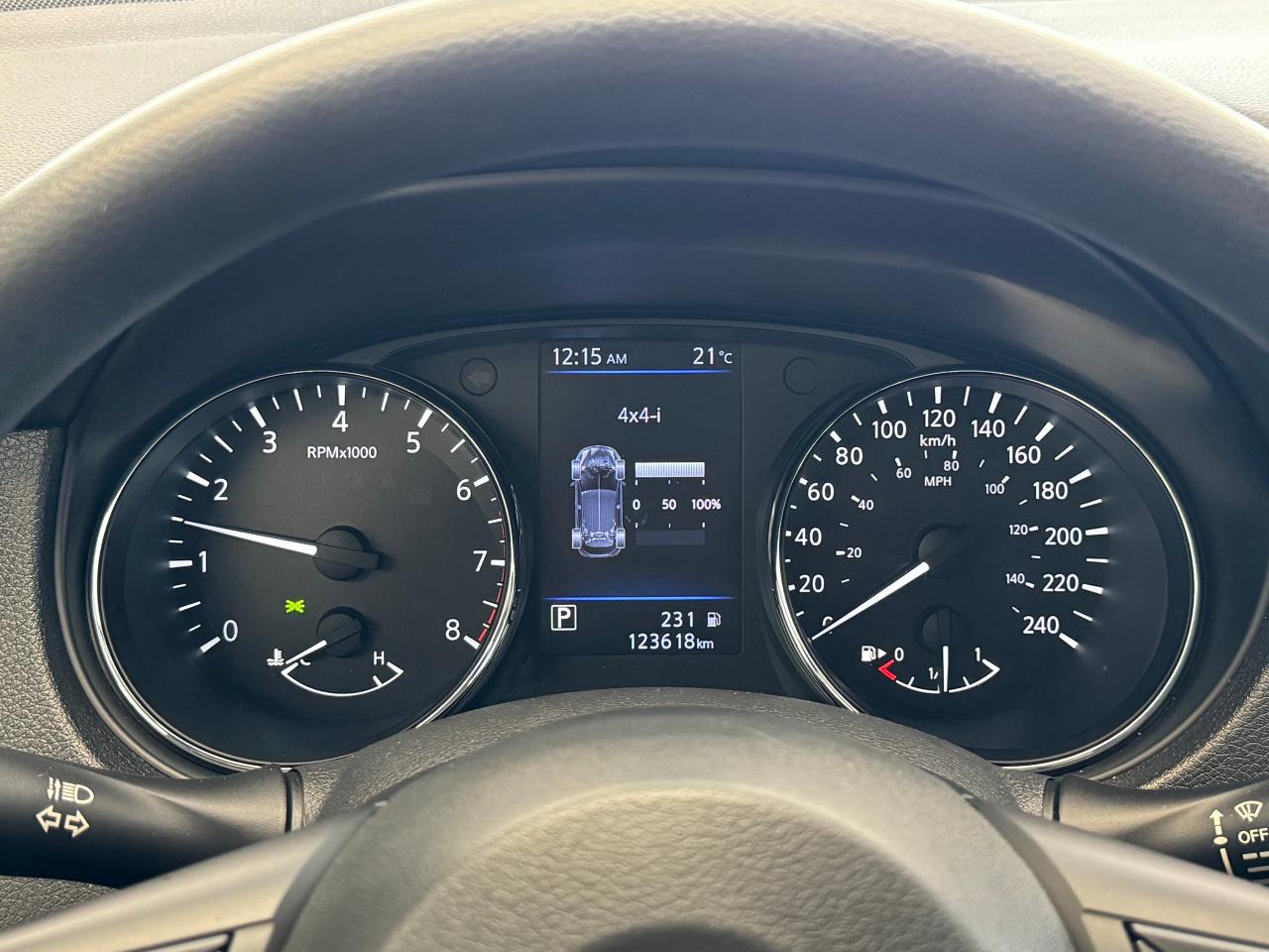 2018 Nissan Rogue S AWD+New Tires+ApplePlay+Blind Spot+CLEAN CARFAX Photo78