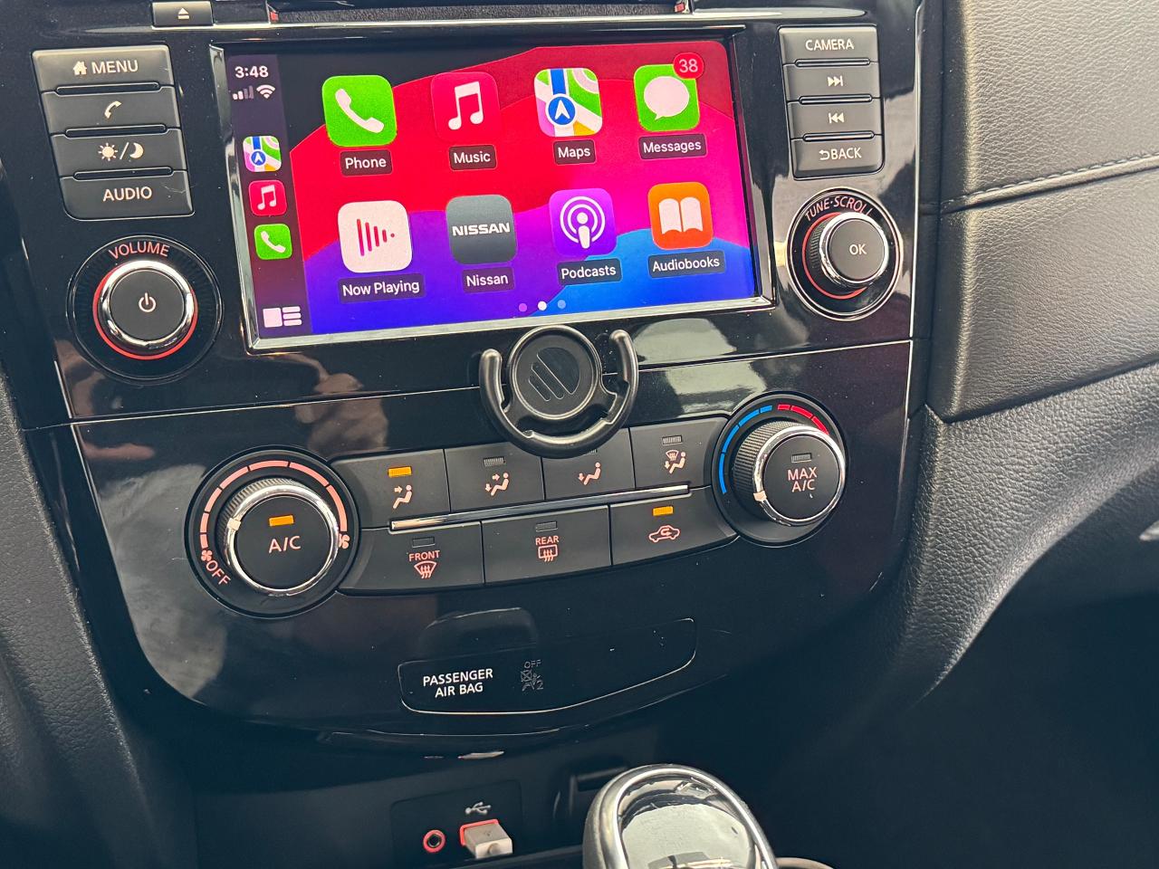 2018 Nissan Rogue S AWD+New Tires+ApplePlay+Blind Spot+CLEAN CARFAX Photo97