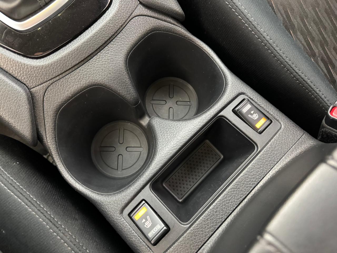 2018 Nissan Rogue S AWD+New Tires+ApplePlay+Blind Spot+CLEAN CARFAX - Photo #37