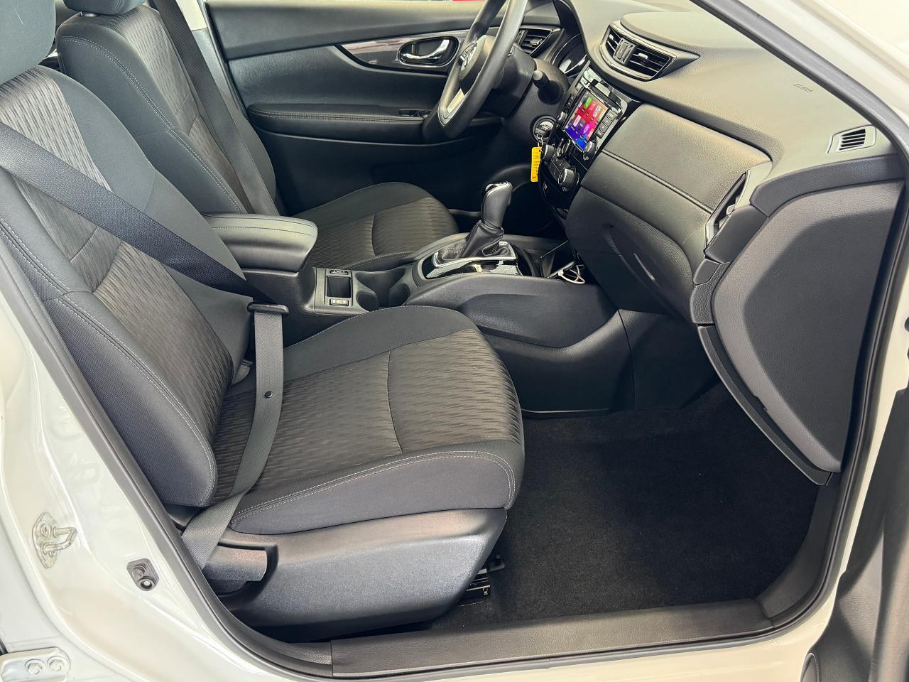 2018 Nissan Rogue S AWD+New Tires+ApplePlay+Blind Spot+CLEAN CARFAX Photo83