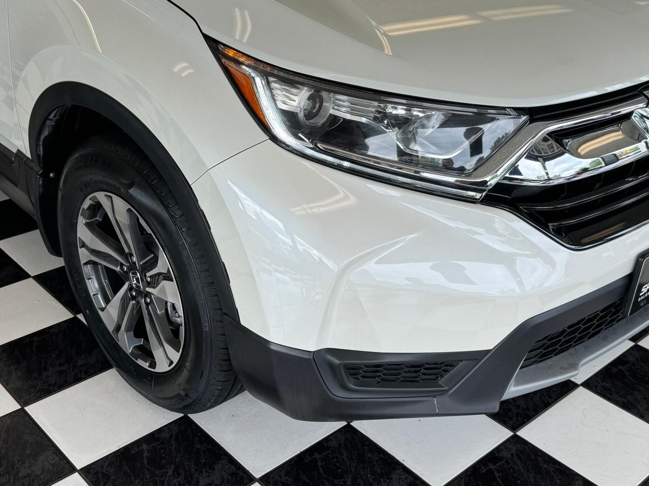 2018 Honda CR-V LX+New Tires+Camera+Remote Start+CLEAN CARFAX Photo97