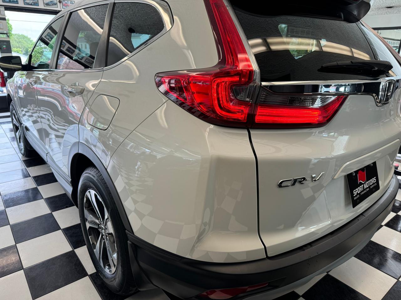 2018 Honda CR-V LX+New Tires+Camera+Remote Start+CLEAN CARFAX Photo99