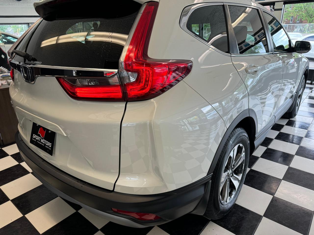 2018 Honda CR-V LX+New Tires+Camera+Remote Start+CLEAN CARFAX Photo100