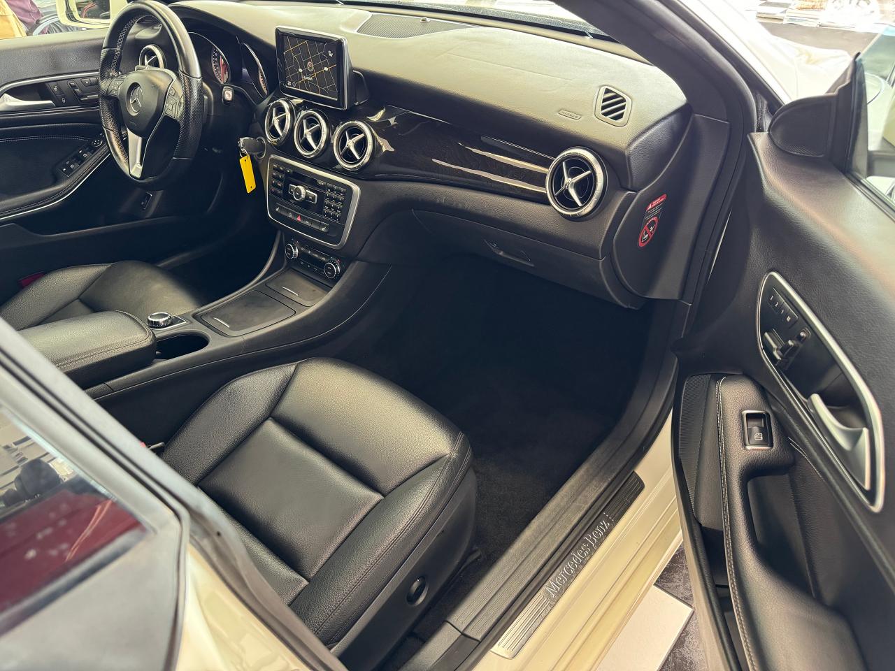 2014 Mercedes-Benz CLA-Class CLA250 4MATIC+New Tires+Camera+CLEAN CARFAX - Photo #20