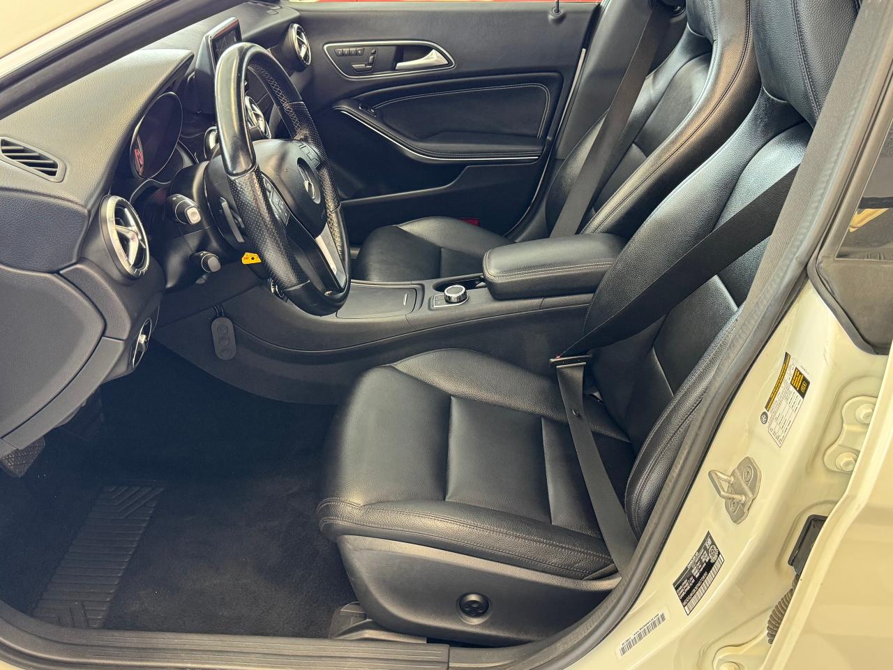 2014 Mercedes-Benz CLA-Class CLA250 4MATIC+New Tires+Camera+CLEAN CARFAX - Photo #18