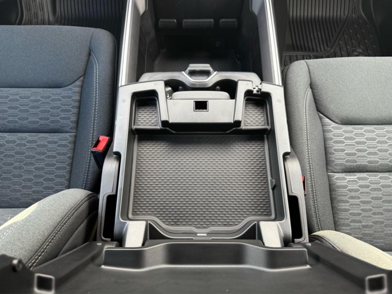 2025 RAM 1500 Big Horn Photo