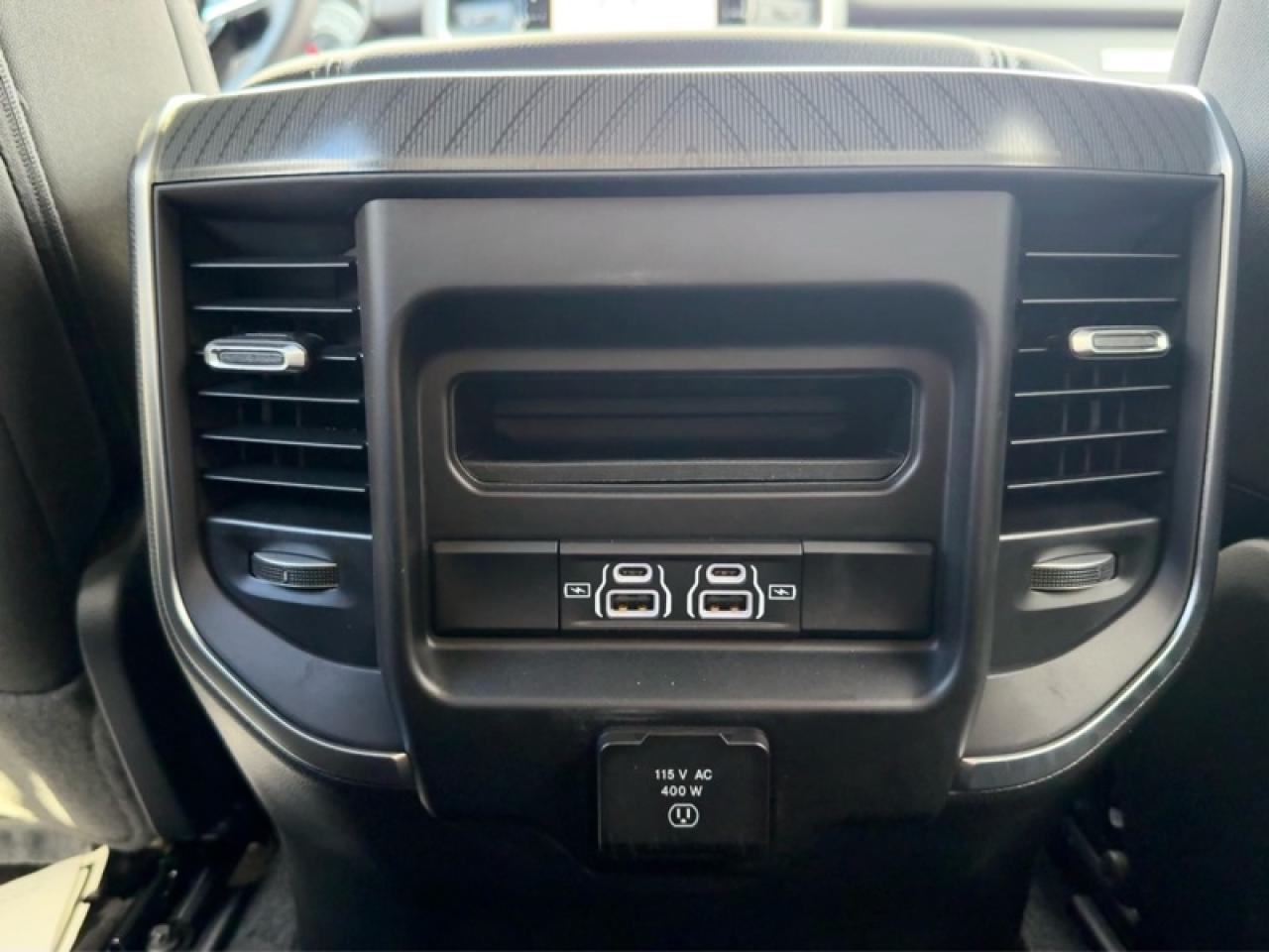 2025 RAM 1500 Big Horn Photo