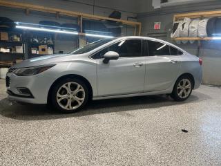 Used 2017 Chevrolet Cruze Premier  * Leather * Android Auto/Apple CarPlay * Heated Seats * Touchscreen Infotainment Display System * 17 Inch Alloy Wheels * Tinted Windows * Pus for sale in Cambridge, ON