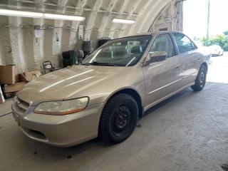 Used 2000 Honda Accord ** AS-IS SALE *** YOU CERTIFY *** YOU SAVE!!! *** EX sedan with Leather * Keyless Entry * Power Driver Seat * Heated Seats * Cruise Control * Traction for sale in Cambridge, ON