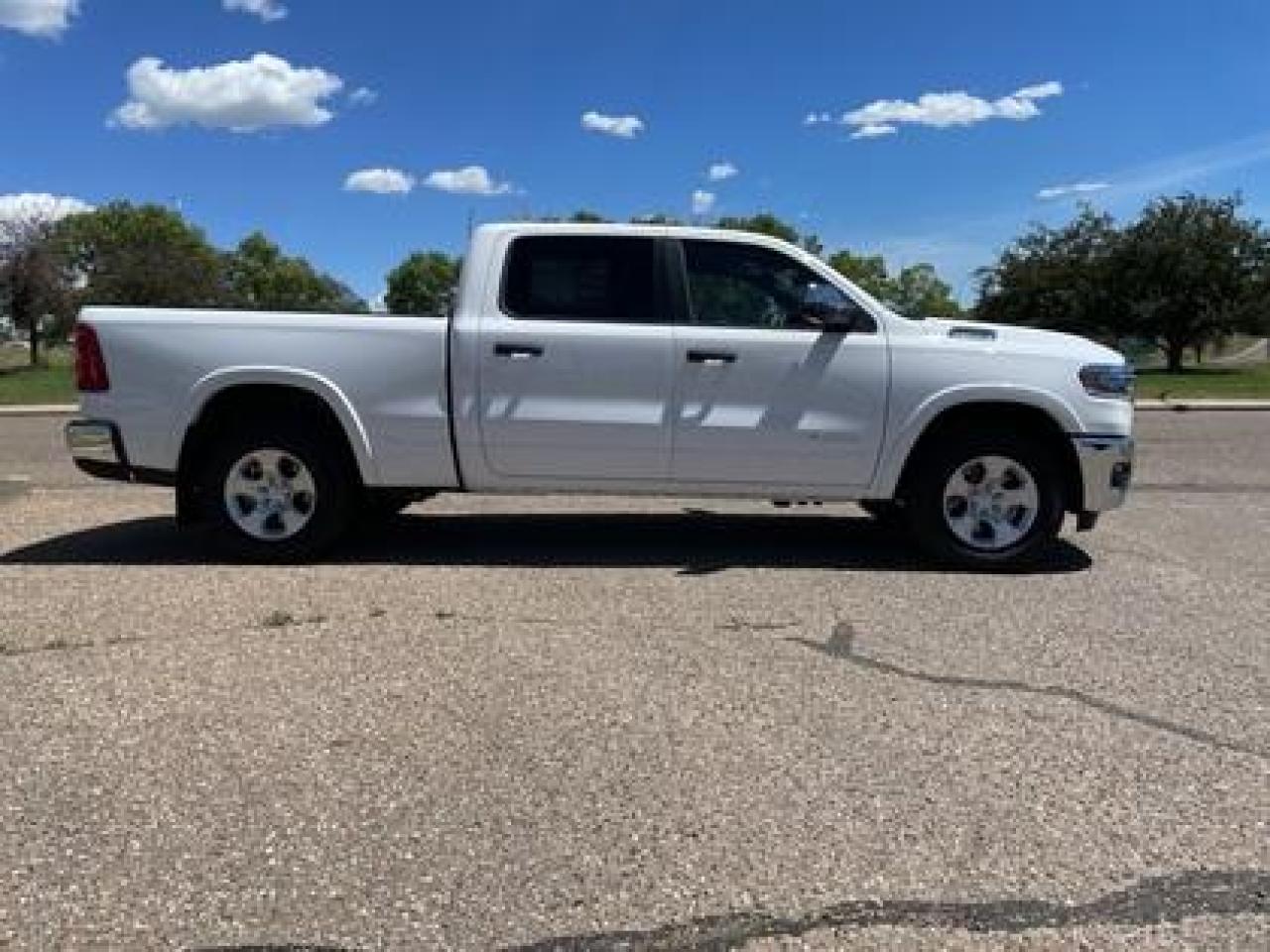 2025 RAM 1500 Big Horn 4x4 Crew Cab 6'4  Box 3.92 Axle, #147 Photo