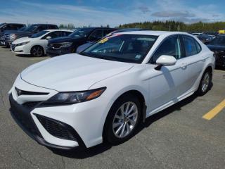 Used 2021 Toyota Camry SE Leather, Power Seat, Heated Seats, Rear Camera, Bluetooth, Alloy Wheels, and more! for sale in Guelph, ON