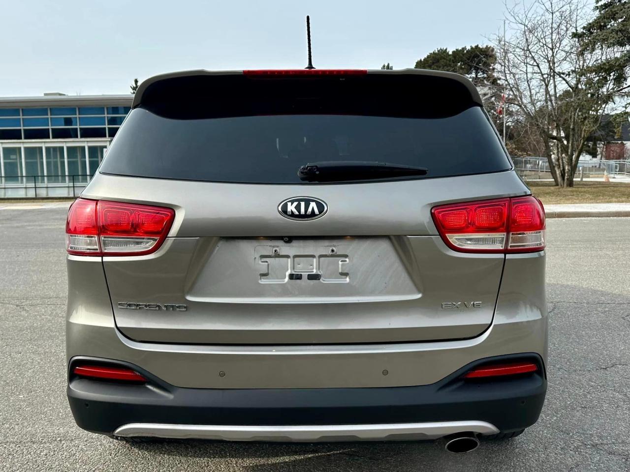2016 Kia Sorento EX - AWD 7 Seater - Photo #8
