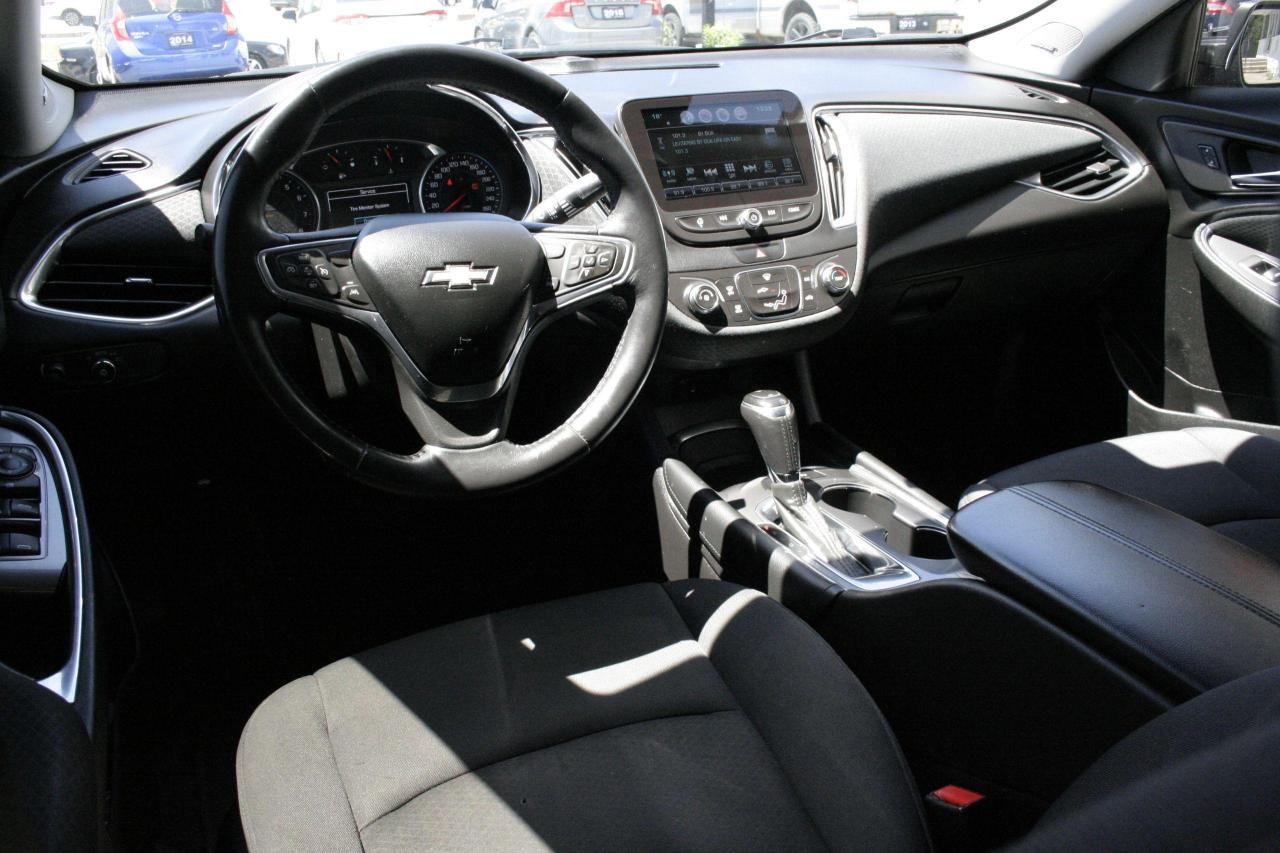 2016 Chevrolet Malibu 4dr Sdn LT w/1LT/ SELLING AS IS - Photo #15