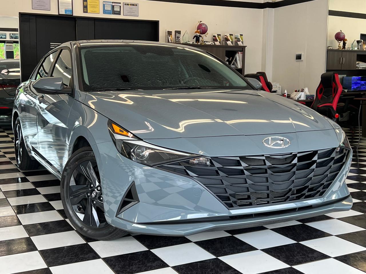 2022 Hyundai Elantra Preferred+ApplePlay+LaneKeep+Tinted+CLEAN CARFAX - Photo #14