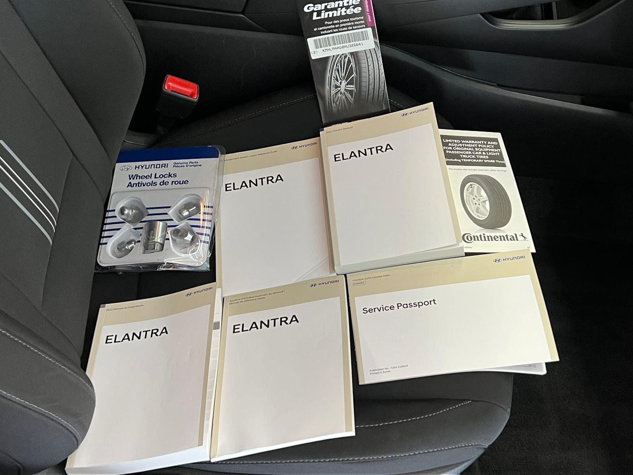 2022 Hyundai Elantra Preferred+ApplePlay+LaneKeep+Tinted+CLEAN CARFAX - Photo #25