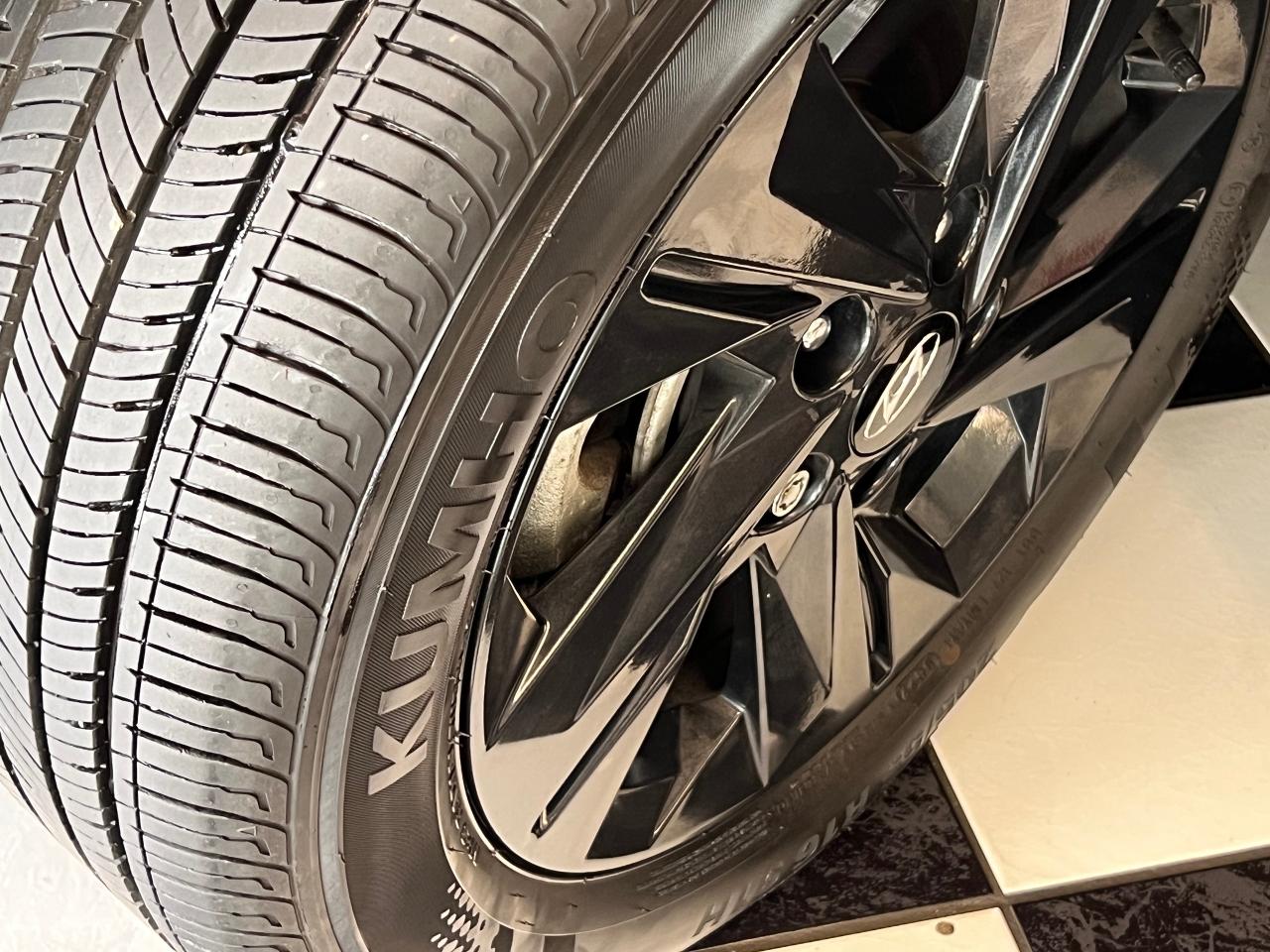 2022 Hyundai Elantra Preferred+ApplePlay+LaneKeep+Tinted+CLEAN CARFAX - Photo #12