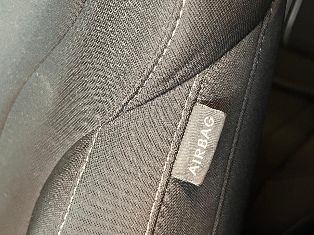 2022 Hyundai Elantra Preferred+ApplePlay+LaneKeep+Tinted+CLEAN CARFAX - Photo #42