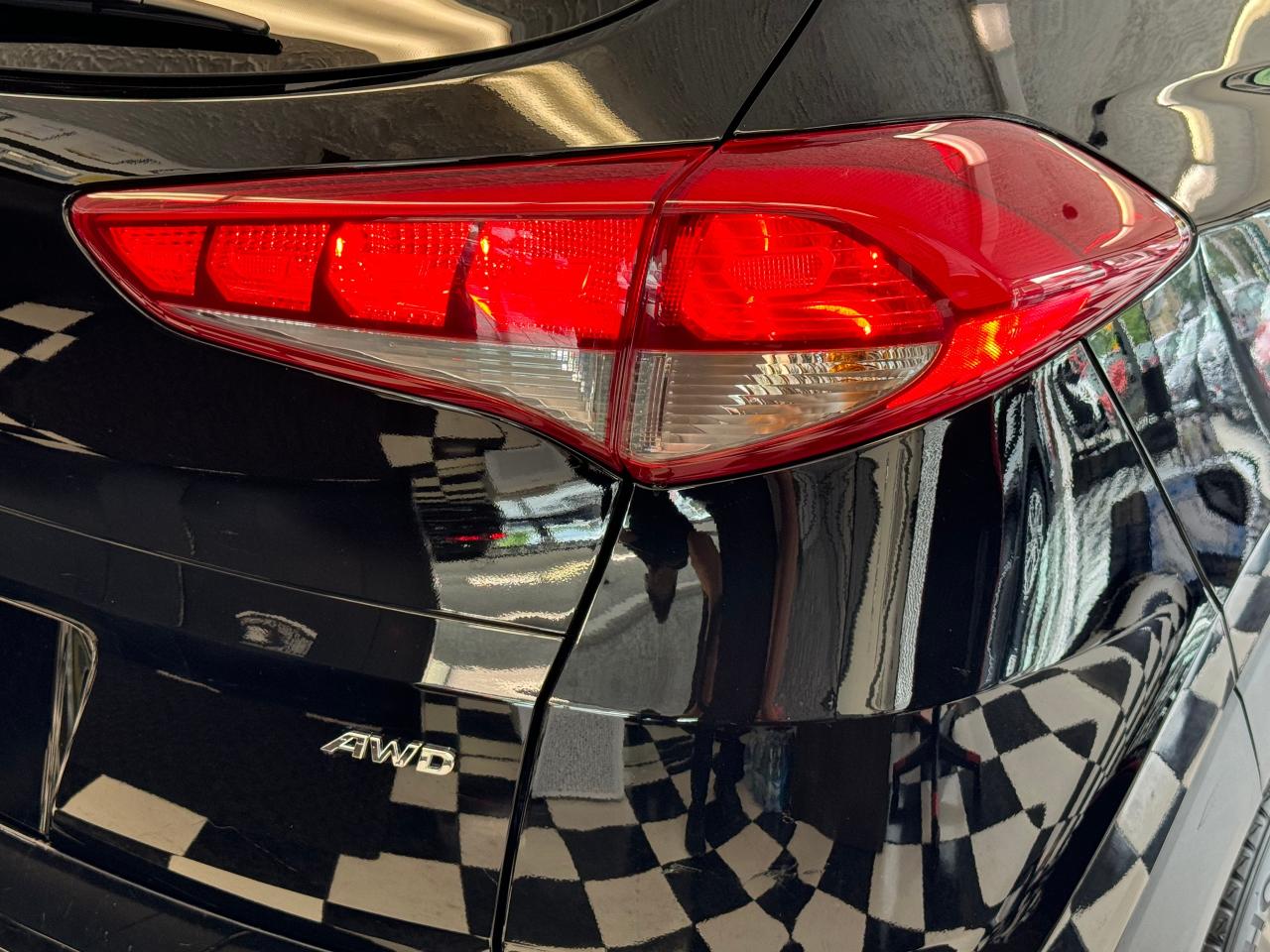 2018 Hyundai Tucson SE AWD+Leather+Pano Roof+ApplePlay+CLEAN CARFAX - Photo #64