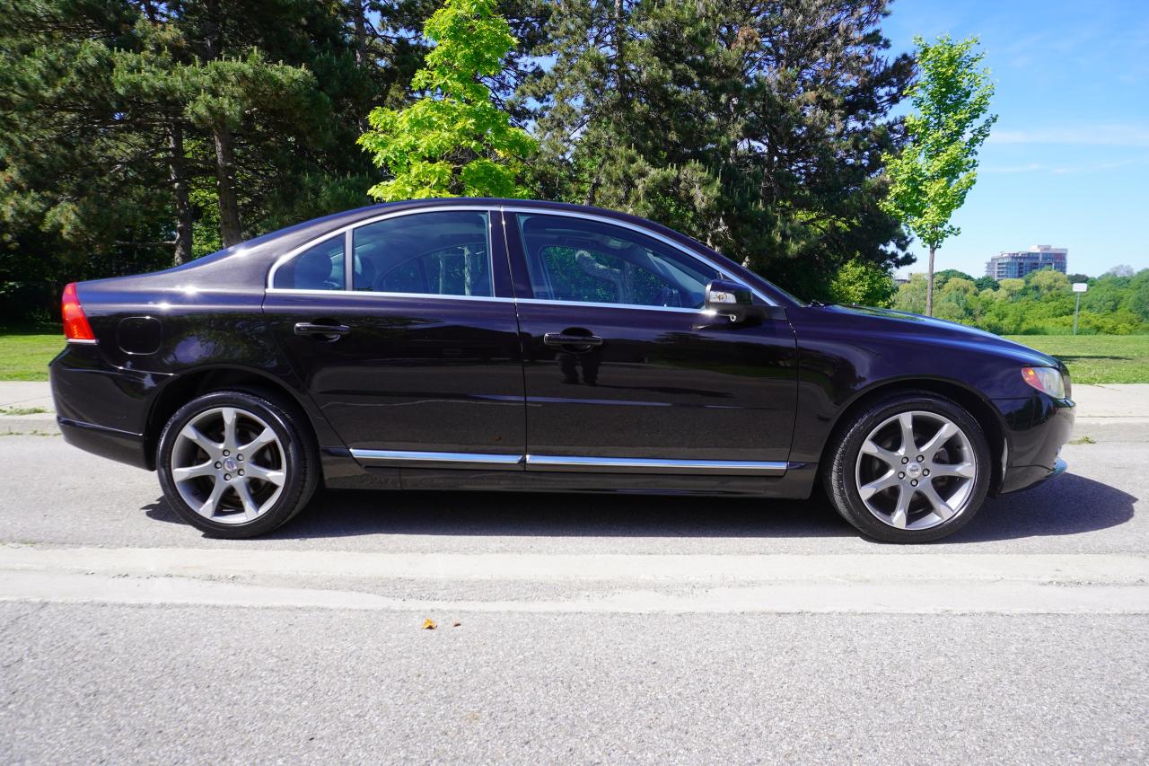 2011 Volvo S80 1 OWNER / NO ACCIDENTS / T6 AWD / STUNNING COLOUR Photo4
