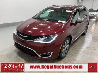 Used 2017 Chrysler Pacifica Limited for sale in Calgary, AB