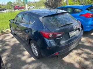 Used 2016 Mazda MAZDA3 GS Hatchback ( MANUELLE - ROULE COMME NEUF ) for sale in Laval, QC