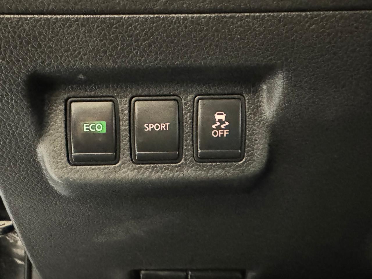 2016 Nissan Sentra S+A/C+New Brakes+Keyless Entry Photo80