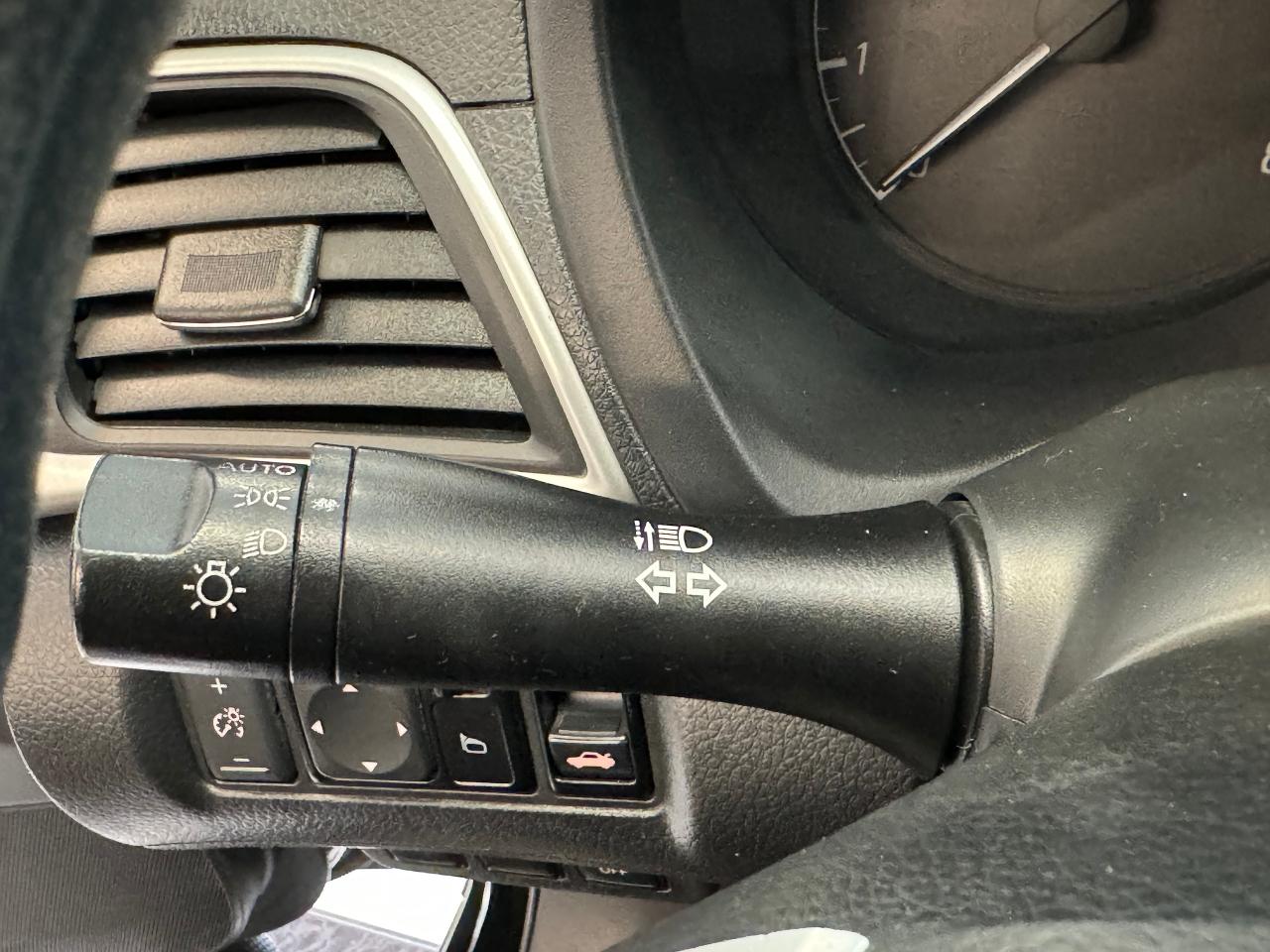 2016 Nissan Sentra S+A/C+New Brakes+Keyless Entry Photo78