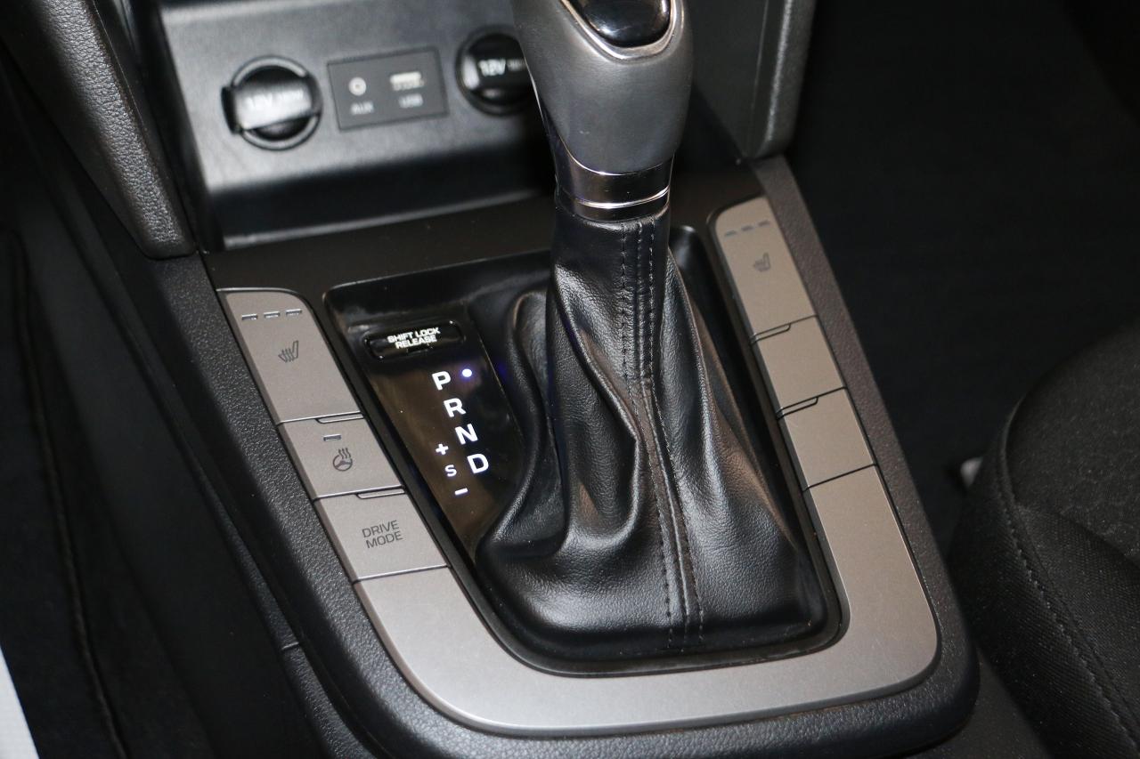 2020 Hyundai Elantra PREFERRED - CAMERA|BLINDSPOT|HEATED SEATS - Photo #13