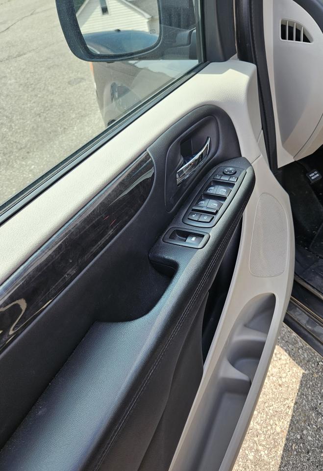 2016 Dodge Grand Caravan 4dr Wgn SXT - Photo #13