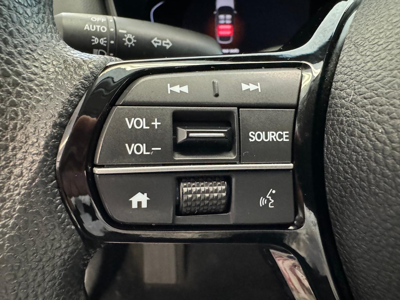 2022 Honda Civic Hatchback LX+Adaptive Cruise+RMT Start+CLEANCARFAX - Photo #37
