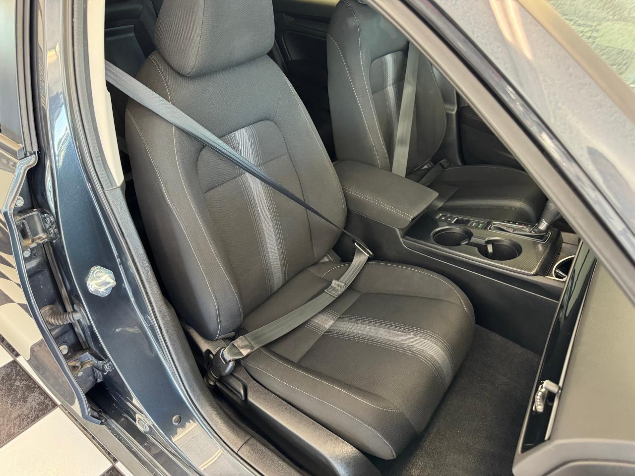 2022 Honda Civic Hatchback LX+Adaptive Cruise+RMT Start+CLEANCARFAX - Photo #21
