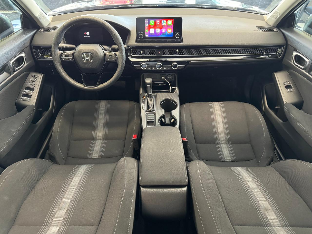 2022 Honda Civic Hatchback LX+Adaptive Cruise+RMT Start+CLEANCARFAX - Photo #2