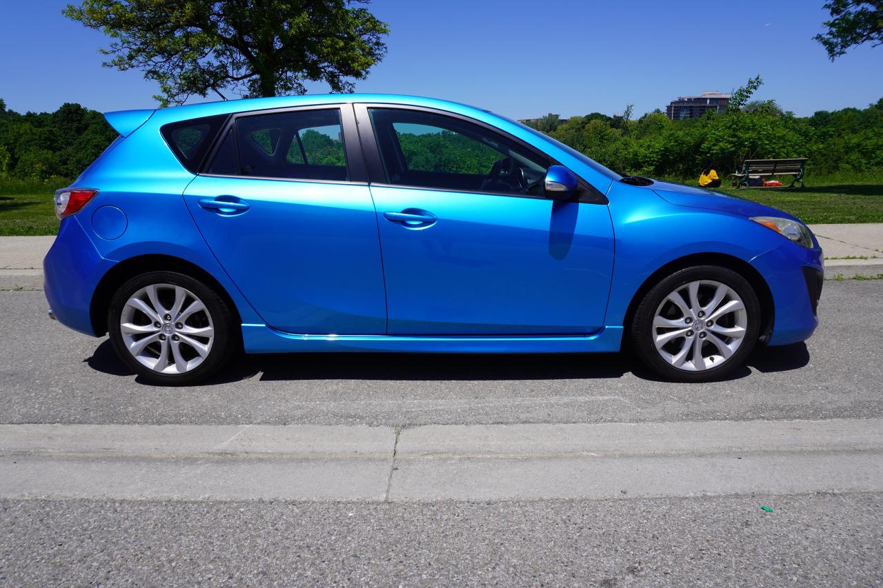 2010 Mazda MAZDA3 1 OWNER / NO ACCIDENTS / 6SPD / IMMACULATE SHAPE Photo4