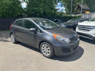 Used 2015 Kia Rio Hatchback ( MANUELLE - 97 000 KM ) for sale in Laval, QC