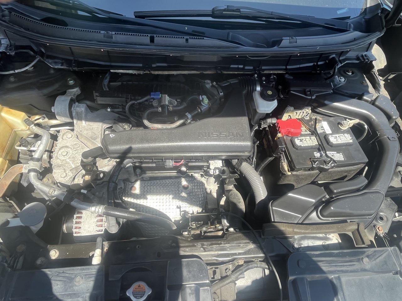 2016 Nissan Rogue SV Photo